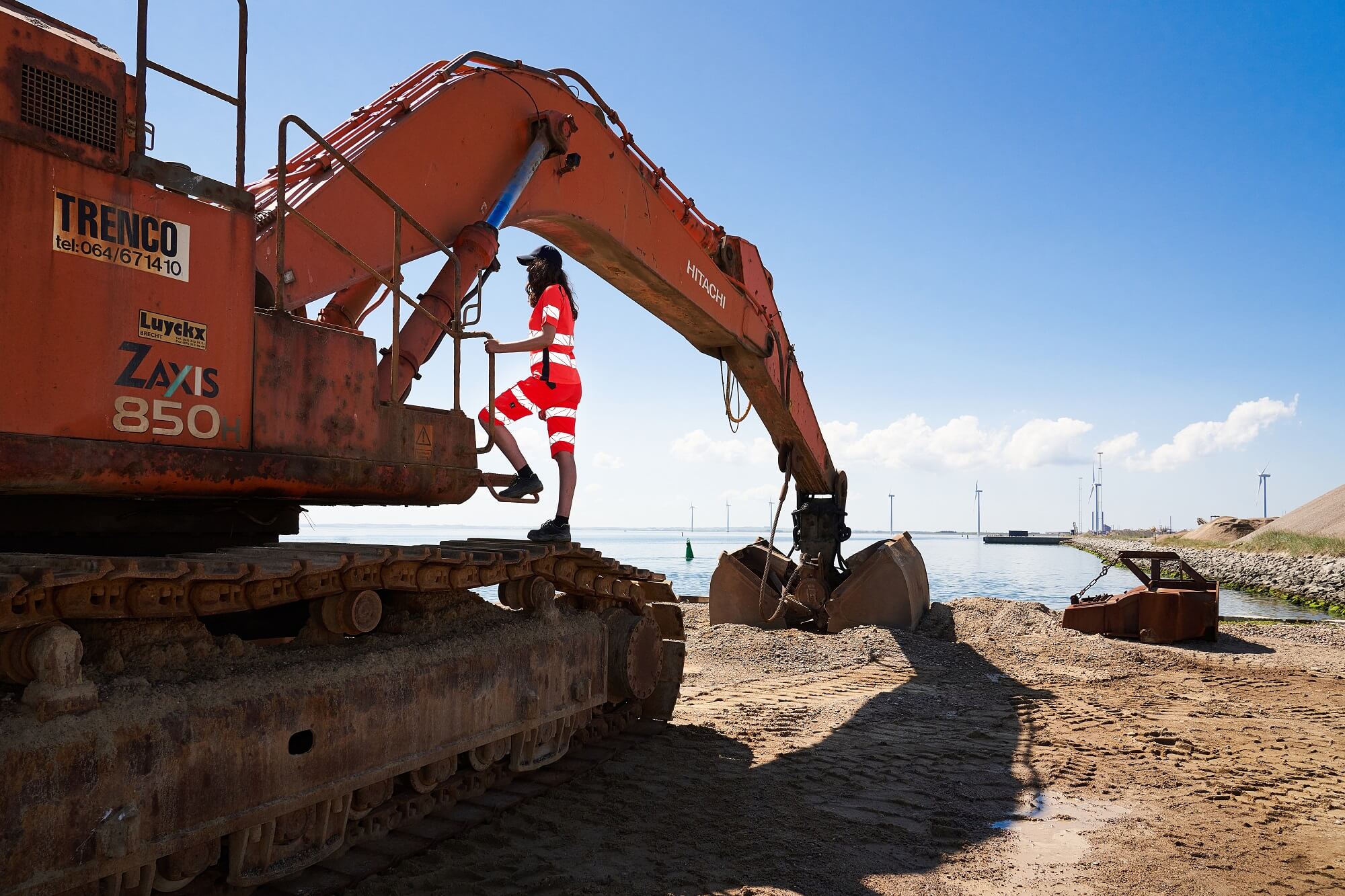 204896BE814E4F179CC366CF7D1C632B-de-1