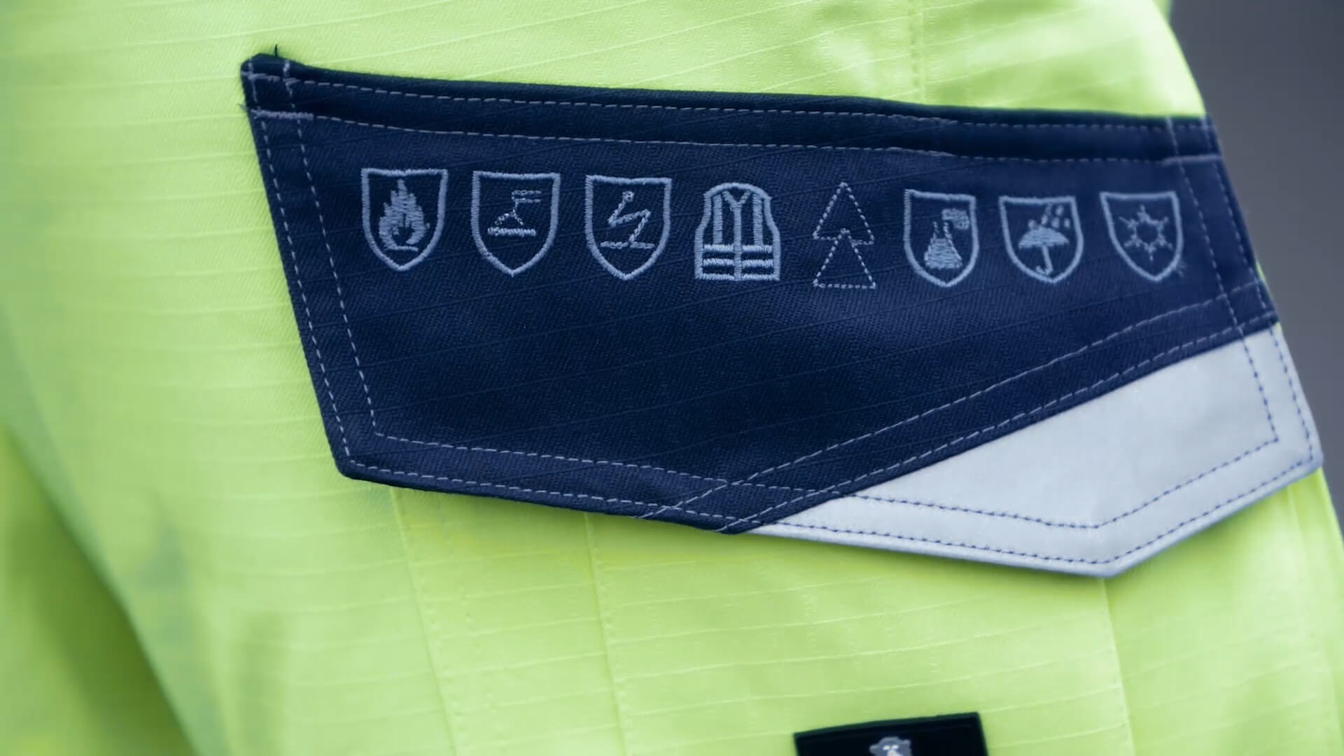 C137AA9F03884D54B2E401D92BE565F4-de