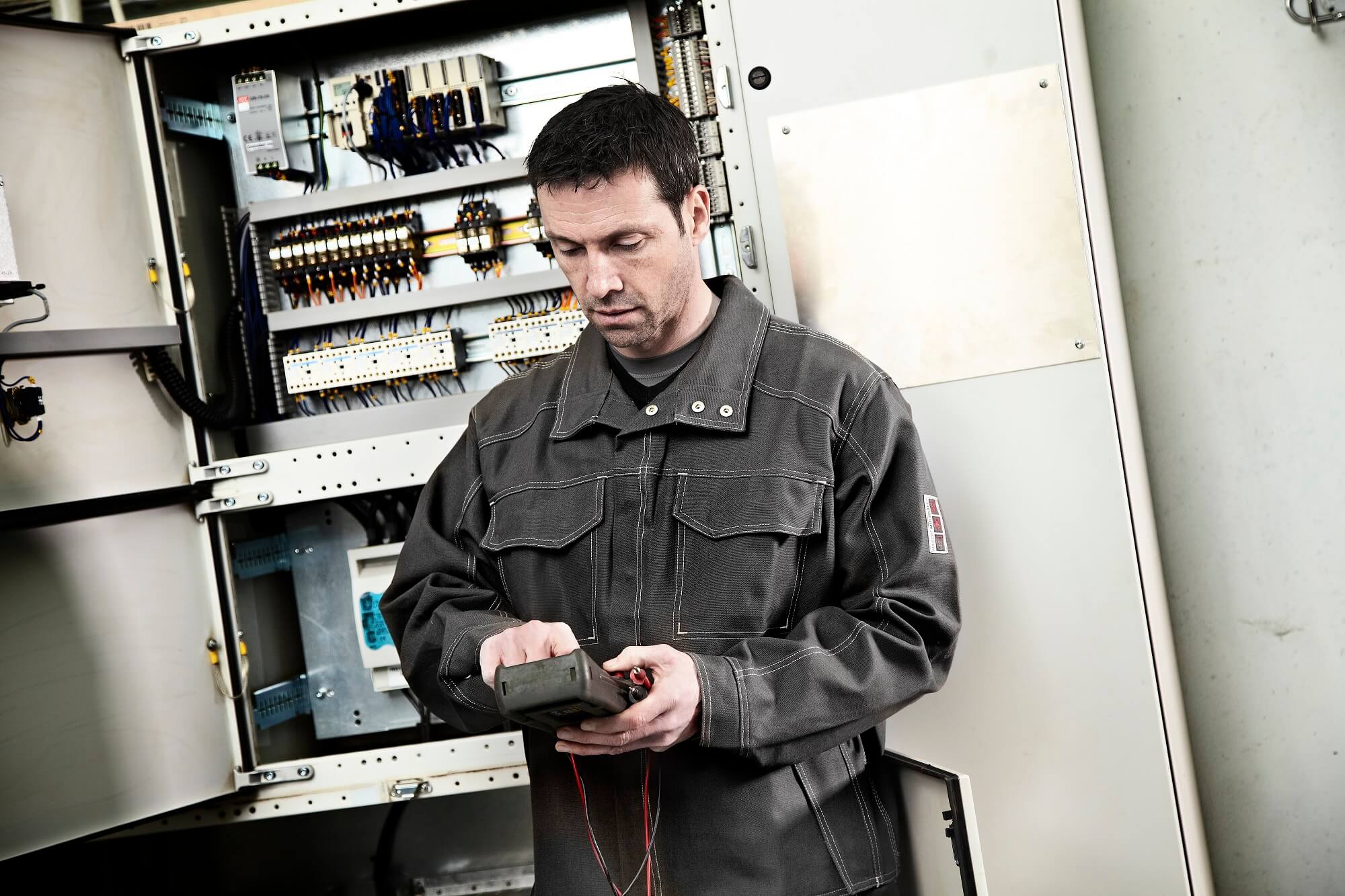 D71F6DED103B4096AA95A3652751B189-de