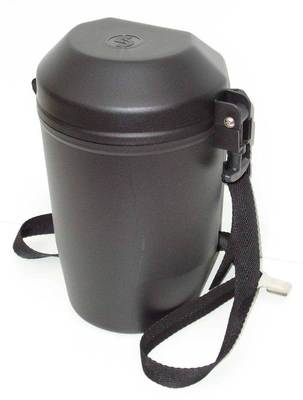 Ekastu Maskentrage- und Aufbewahrungsdose SEKUR