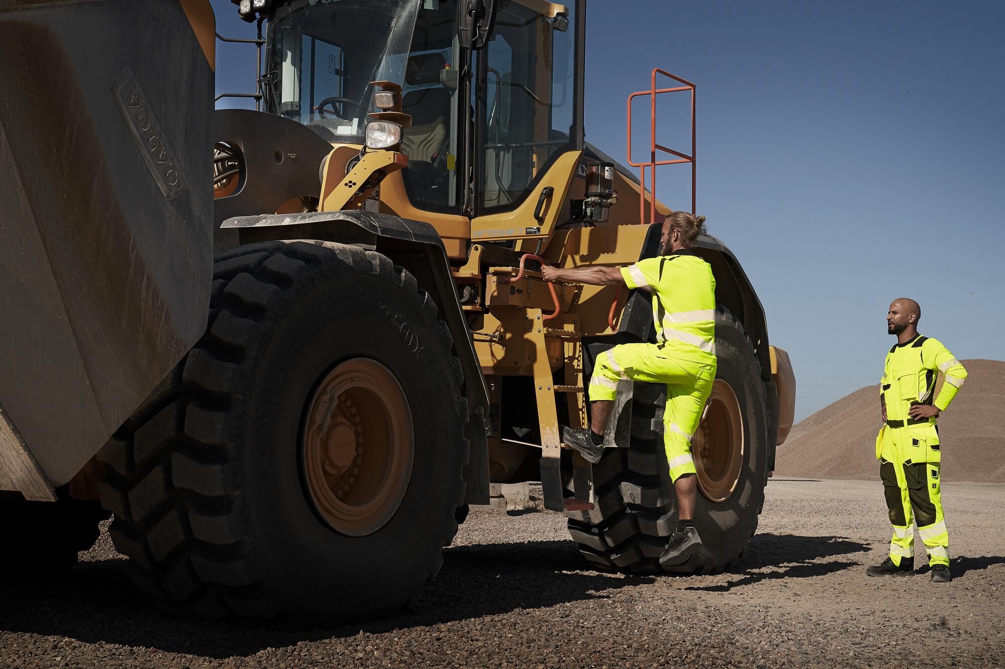 94B2620FAD974E71A6A9C3CE38ABFAE1-de