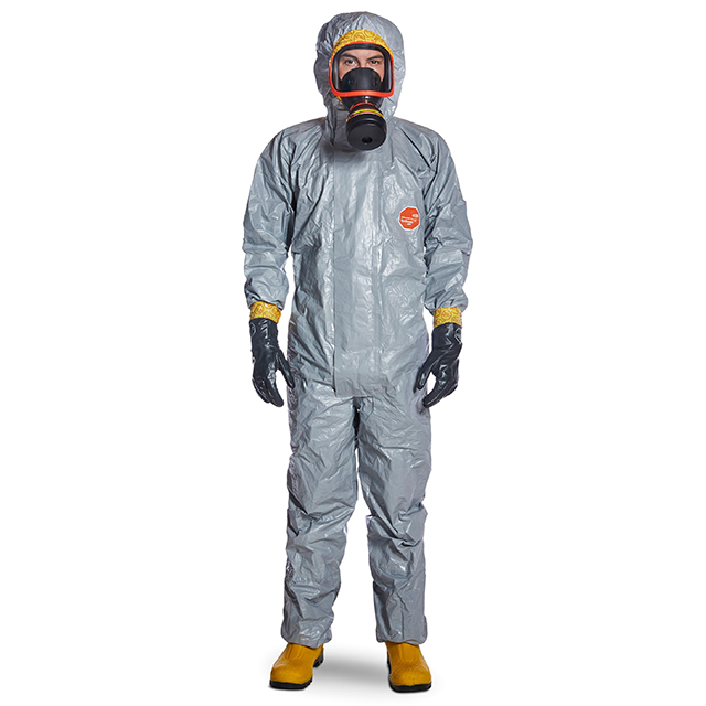 45450051_-dcfdbf3b1348ffe018325780ac27f7e6 DuPont Overall Tychem 6000 F TFCHZ5TGY26 mit Handschuhen und Socken